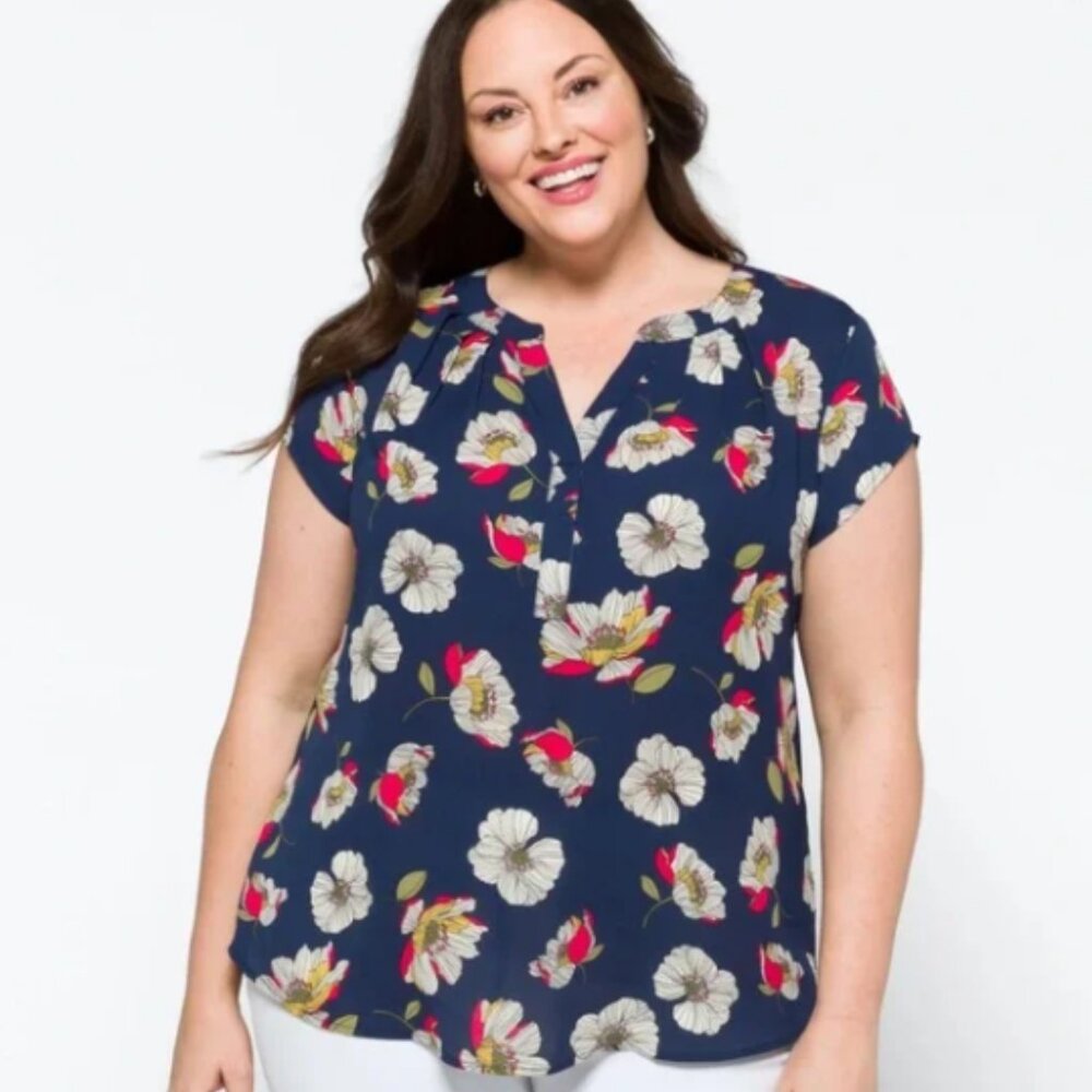 Stitchfix Papermoon 2x Navy tee with red, yellow, and White Floral